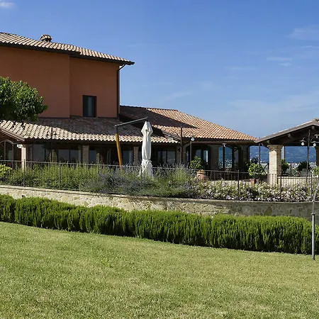 Tenuta Del Perugino Farm stay