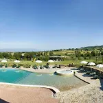 Tenuta Del Perugino ファームステイ
