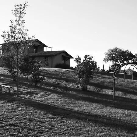 בית חווה Tenuta Del Perugino *