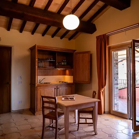 Tenuta Del Perugino בטונה