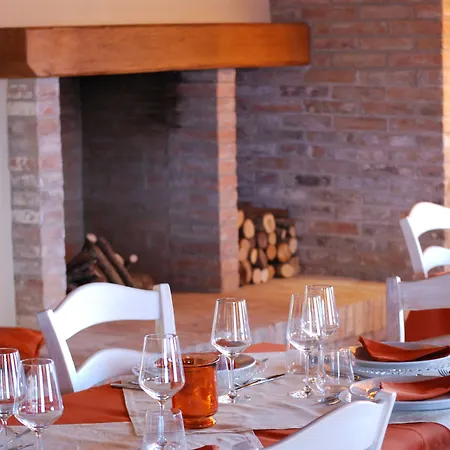 Tenuta Del Perugino * בטונה