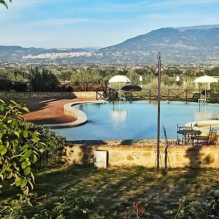 בית חווה Tenuta Del Perugino