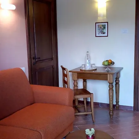 בית חווה Tenuta Del Perugino *